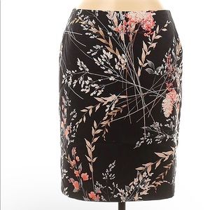Like New Talbots Floral Print Pencil Skirt size 8